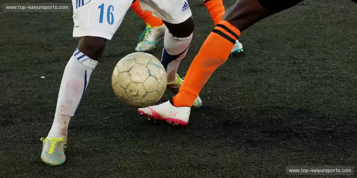 📺高清直播，零时差狂欢！锁定屏幕，不错过每一个绝杀瞬间！